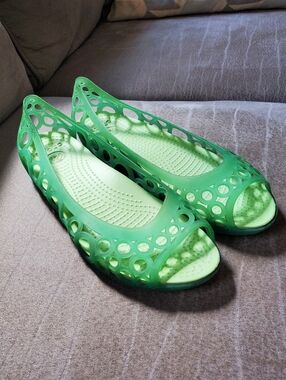 Crocs Women's Adrina III Flats, a jelly-style slip-on  Womens 7 Lime Green
